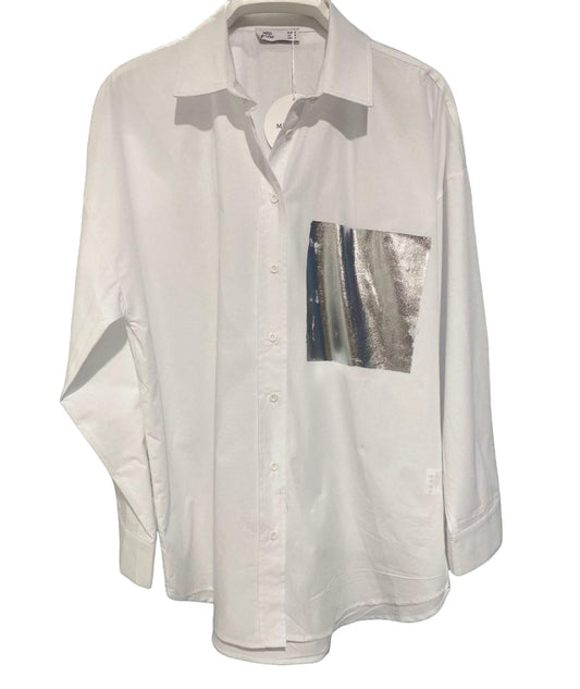 Women shirt with metalic pocket effect